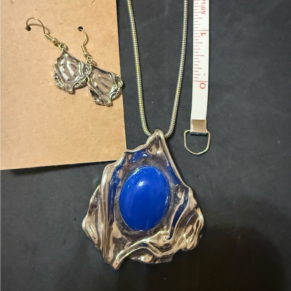 Blue and Silver Pendant Necklace and Earring Set